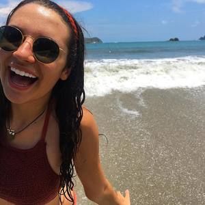 Meet your Posher, Julianna